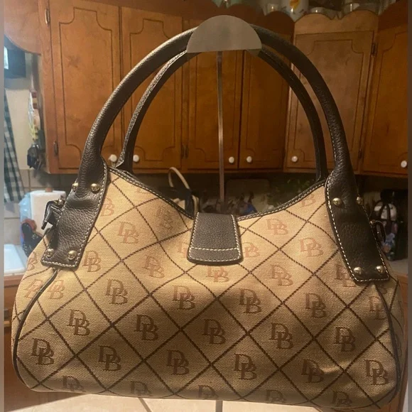 Dooney & Bourke Brown and Tan Signature Bag - Picture 4 of 13